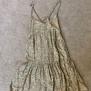URBAN OUTFITTERS FLOWY DRESS